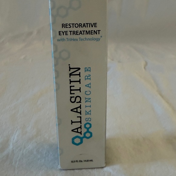 Alastin Restorative Eye Treatment - Picture 1 of 4